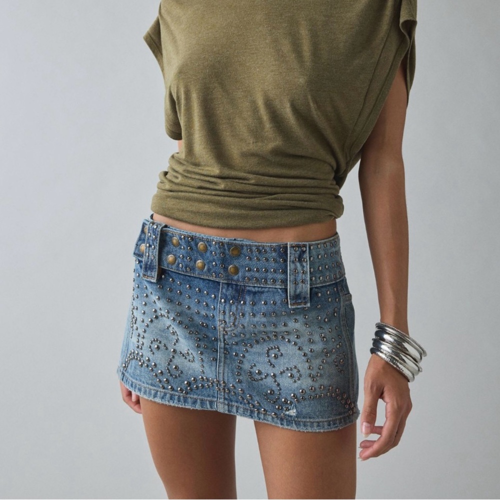 SOLD | Kimchi Blue Backstage Studded Belted
Waistband Low-Rise Denim Micro Skirt